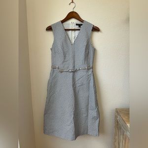 Brooks Brothers Blue and White Seersucker Dress | Size 8 | Midi A line pockets